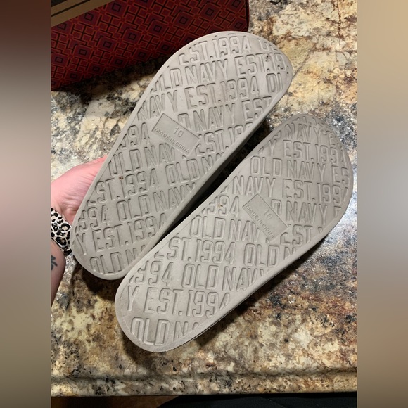Old Navy Clog - Picture 4 of 4